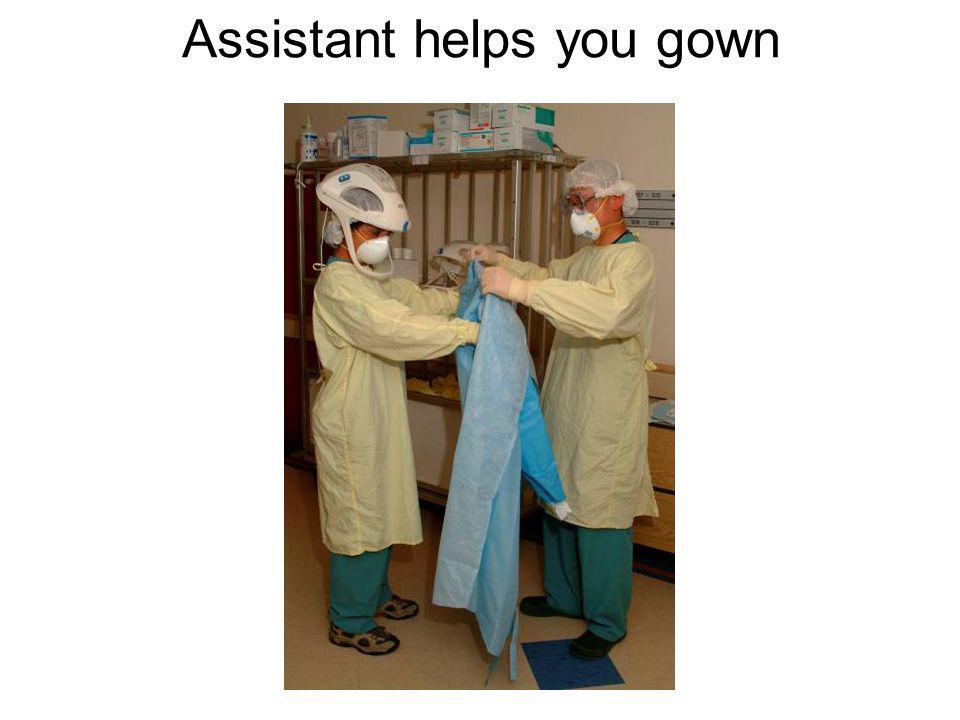 Assistant helps you gown