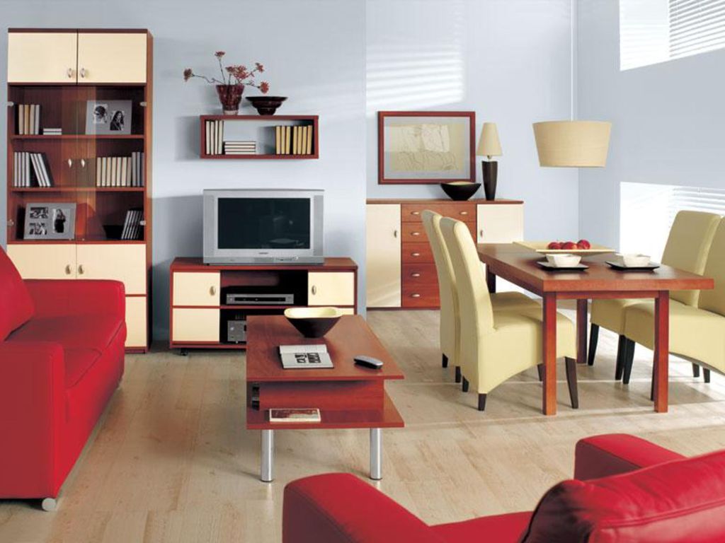 Разная мебель в разных комнатах. Разная мебель в интерьере гостиной. Разная Медель в госьиннгй. Мебель разного цвета в интерьере. Красная гостиная.