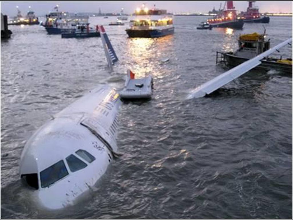 Hudson river plane crash. Flight 1549. Us Airways Flight 1549. Кактус 1549. Самолет Кактус 1549.