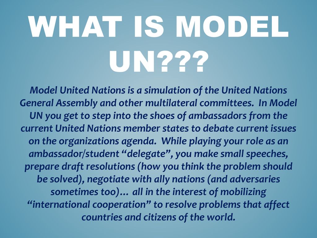 Model top un shoes