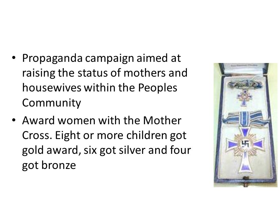 Propaganda campaign aimed at raising the status of mothers and housewives within the Peoples Community